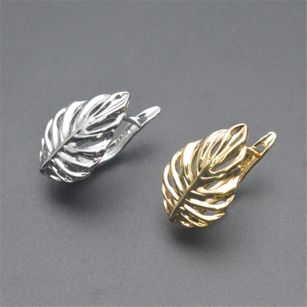 Hoop Earrings - 1/2 Adet 18 Ayar Altın Kaplama