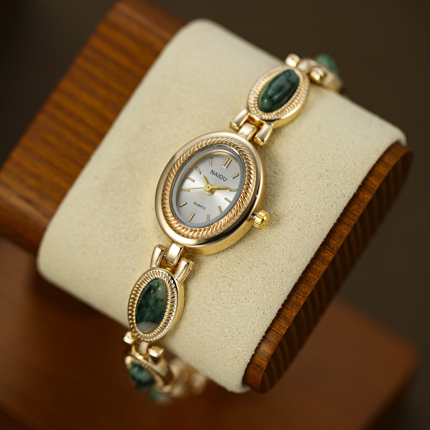 Stones Watches & Jewelry In Sweden Ab - Yeşil kadın yapay taş kakma kayışlı